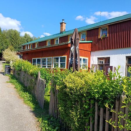 Prazova Bouda Hotel Dobre Bagian luar foto