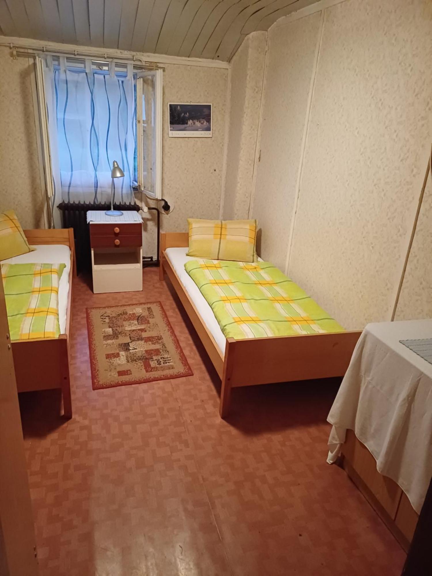 Prazova Bouda Hotel Dobre Bagian luar foto